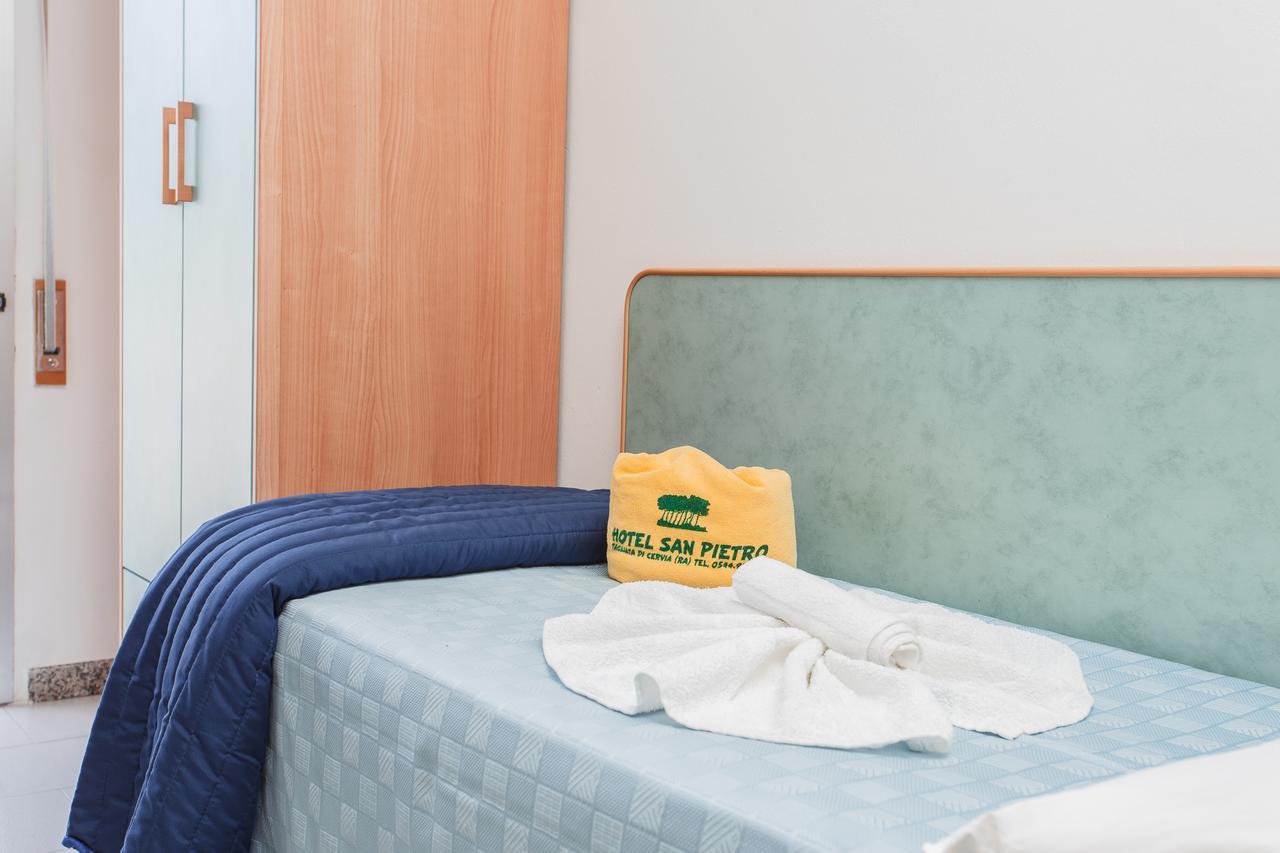 Hotel San Pietro Cervia Zimmer foto